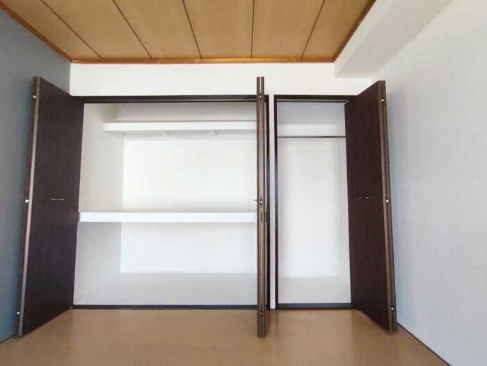 物件内観写真15　(収納)