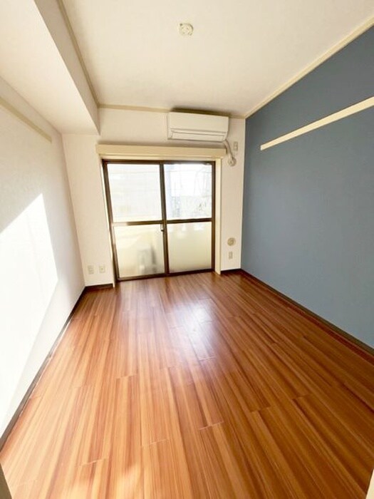 物件内観写真6　(居室)