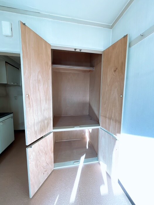 物件内観写真8　(収納)