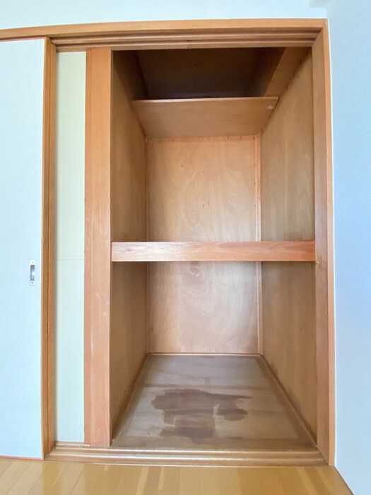 物件内観写真11　(収納)