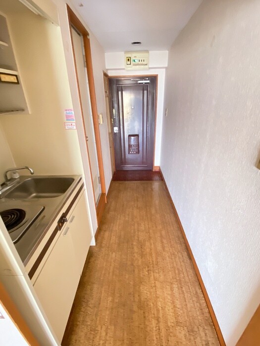 物件内観写真15　(廊下)