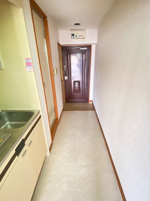 物件内観写真17　(廊下)