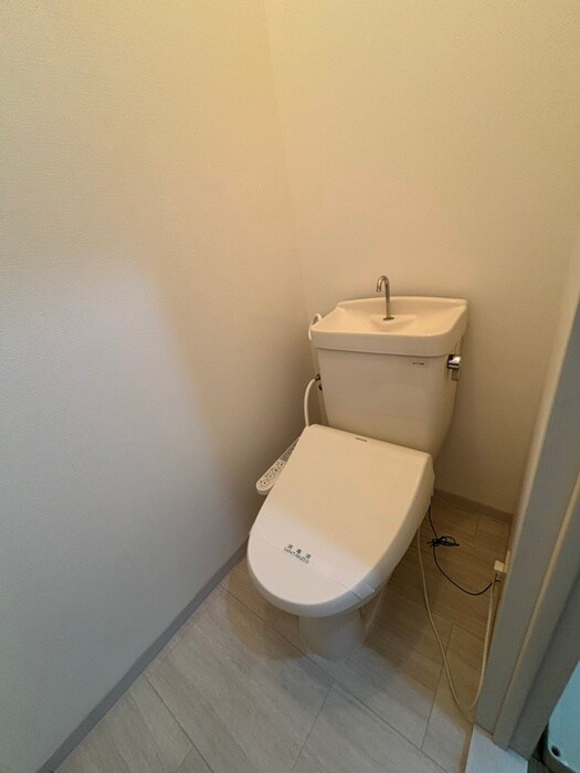 物件内観写真10　(トイレ)