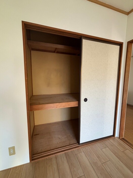 物件内観写真11　(収納)