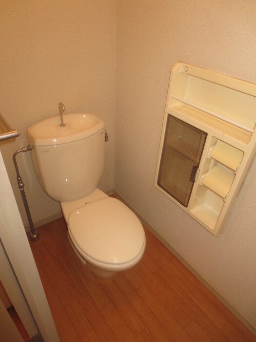 物件内観写真14　(トイレ)