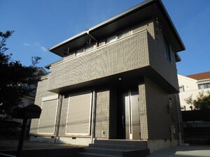 本郷台戸建外観写真