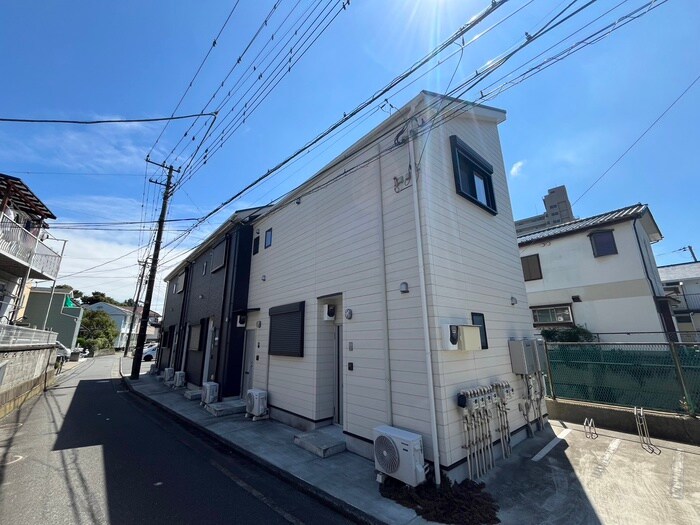 物件外観写真2　(外観写真)