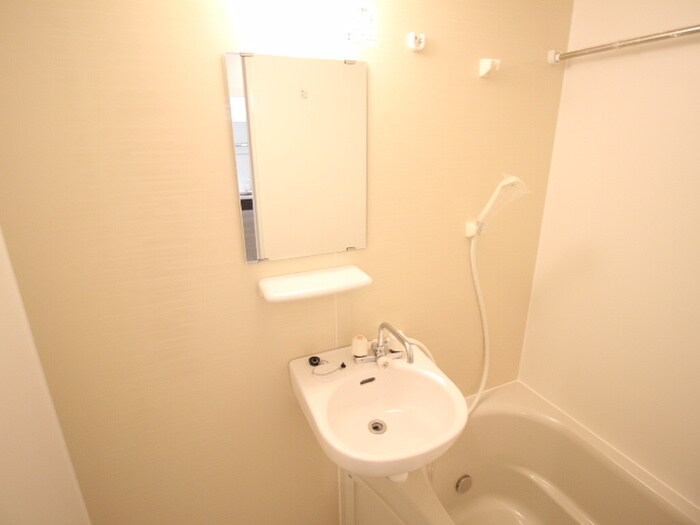 物件内観写真15　(洗面)