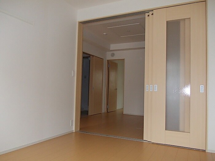 物件内観写真16　(居室)