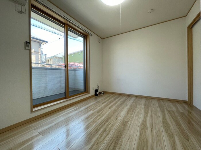 物件内観写真8　(居室)