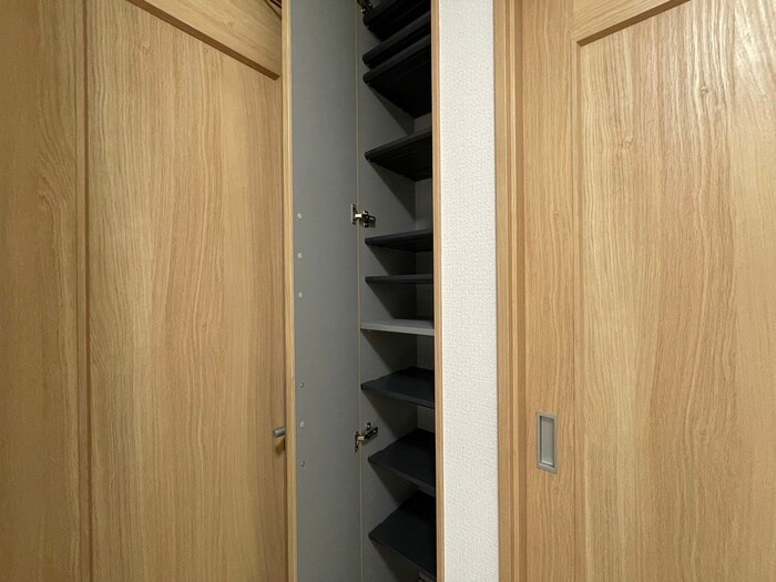 物件内観写真15　(靴箱)