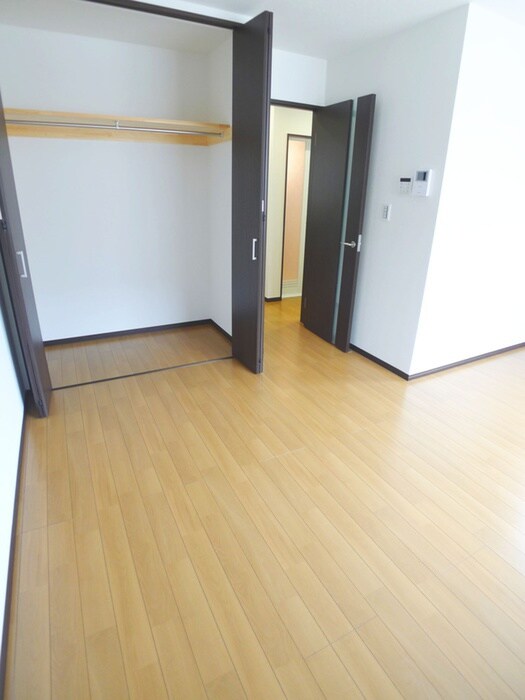 物件内観写真12　(居室)