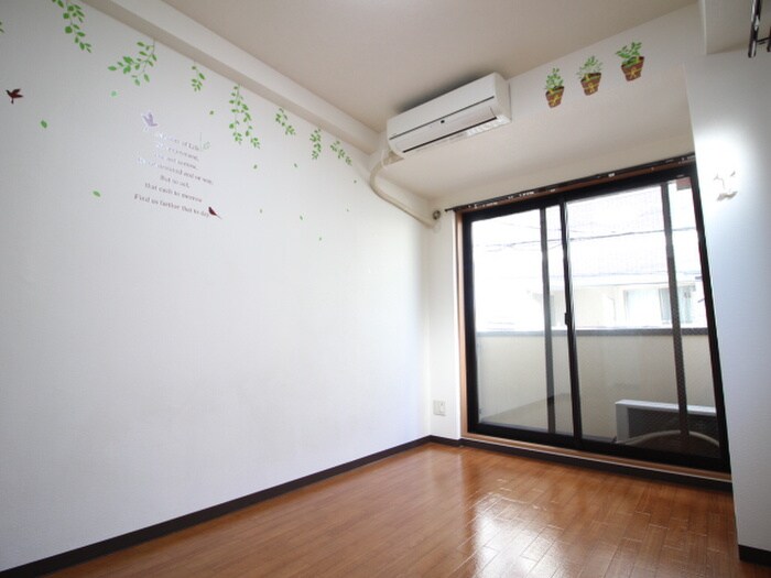 物件内観写真7　(居室)