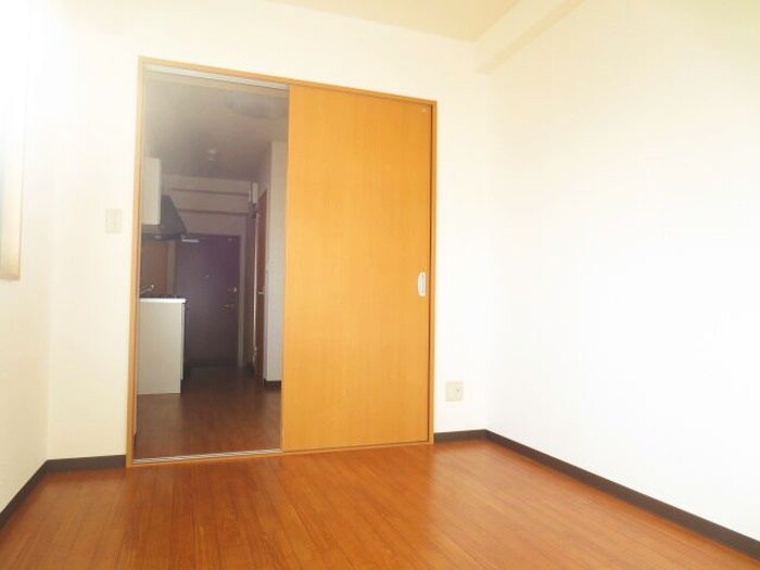 物件内観写真21　(居室)