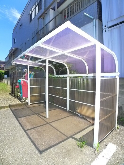 物件外観写真6　(駐輪場)