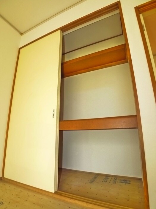 物件内観写真10　(収納)