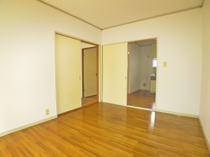 物件内観写真14　(居室)