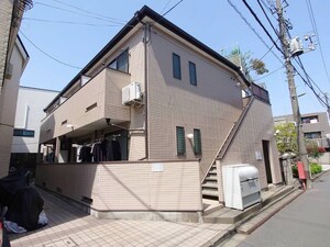 ドミトリ駒沢外観写真