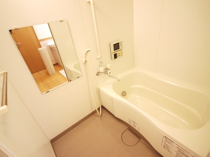 物件内観写真11　(バス／シャワールーム等)