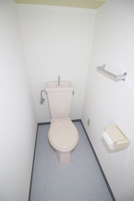 物件内観写真12　(トイレ)