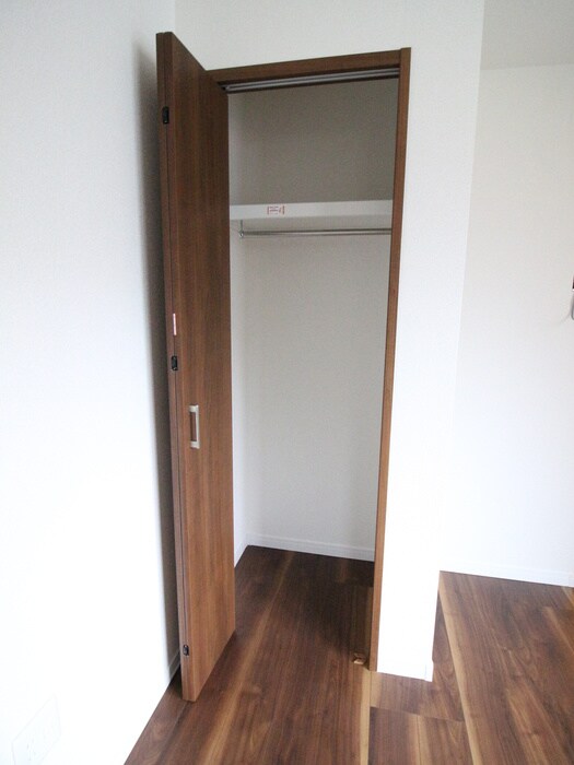 物件内観写真14　(収納)