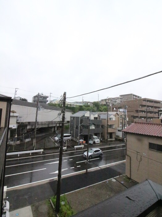 物件内観写真16　(室内からの展望)