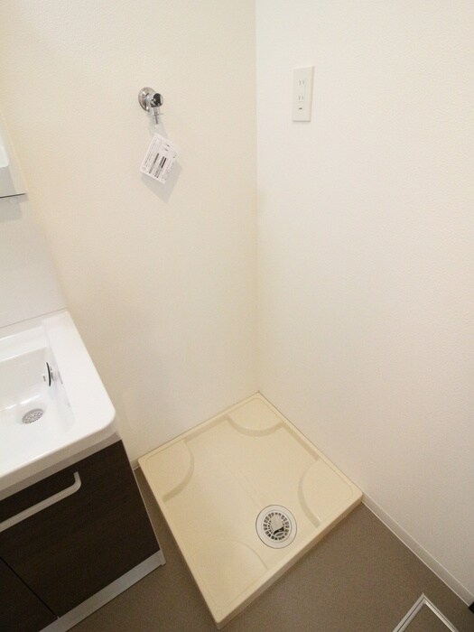 物件内観写真20　(洗濯機置場)