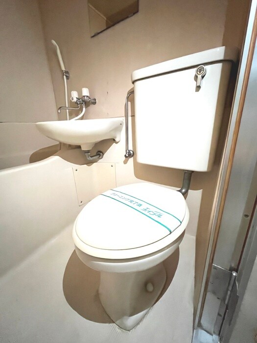 物件内観写真17　(トイレ)