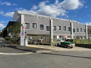 ＴＲＩＮＩＴＹ１外観写真