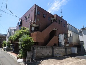 メゾン渡辺外観写真