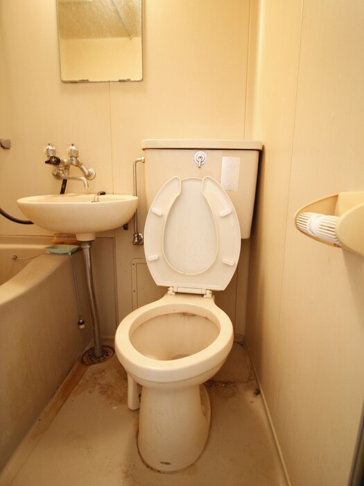 物件内観写真8　(トイレ)