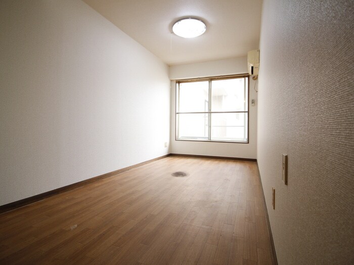 物件内観写真12　(居室)