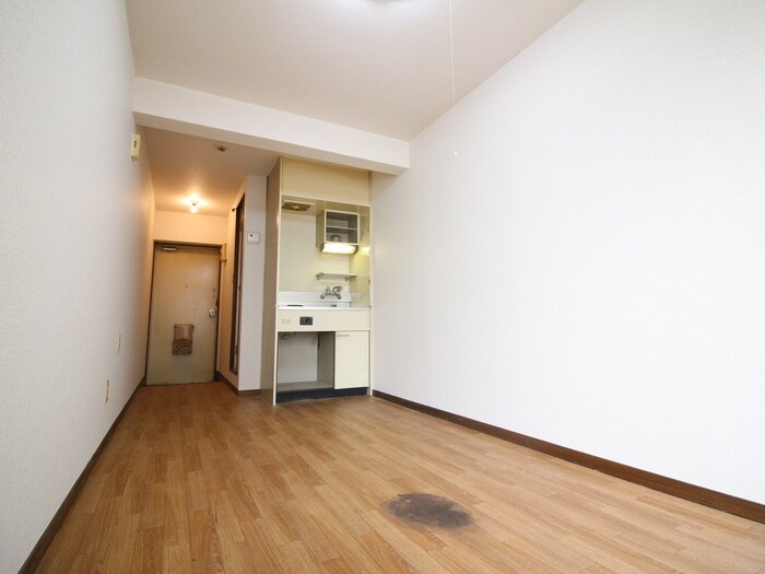 物件内観写真14　(廊下)