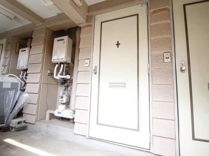 物件内観写真19　(玄関)