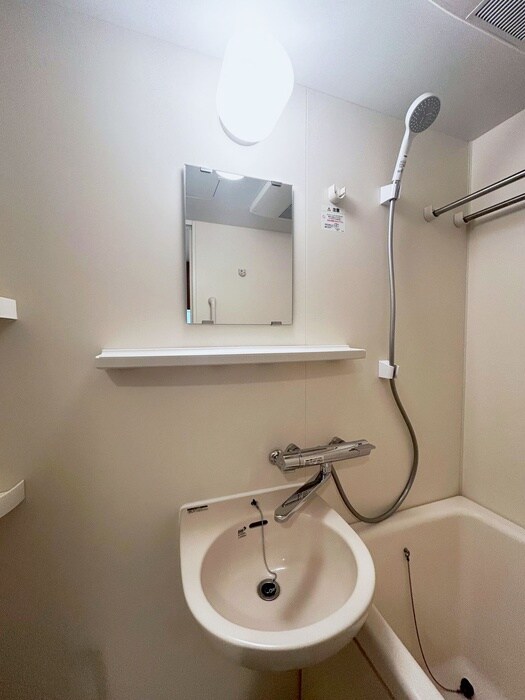 物件内観写真11　(洗面)