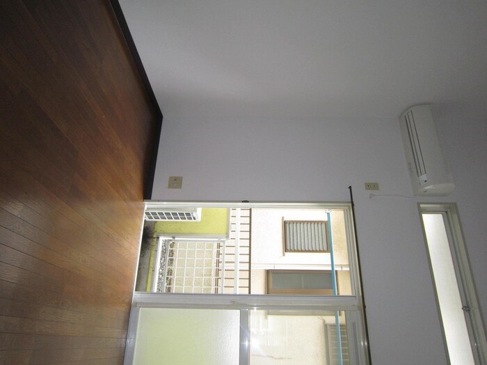 物件内観写真12　(居室)