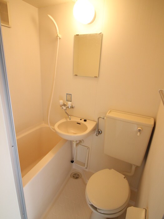 物件内観写真13　(バス／シャワールーム等)