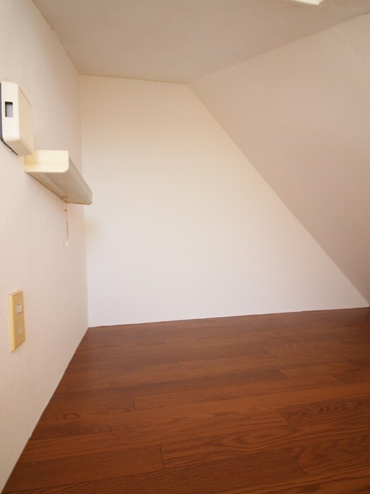 物件内観写真18　(ロフト)