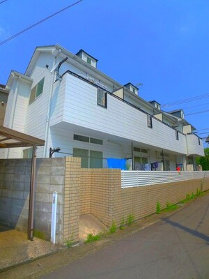 パレス草加外観写真