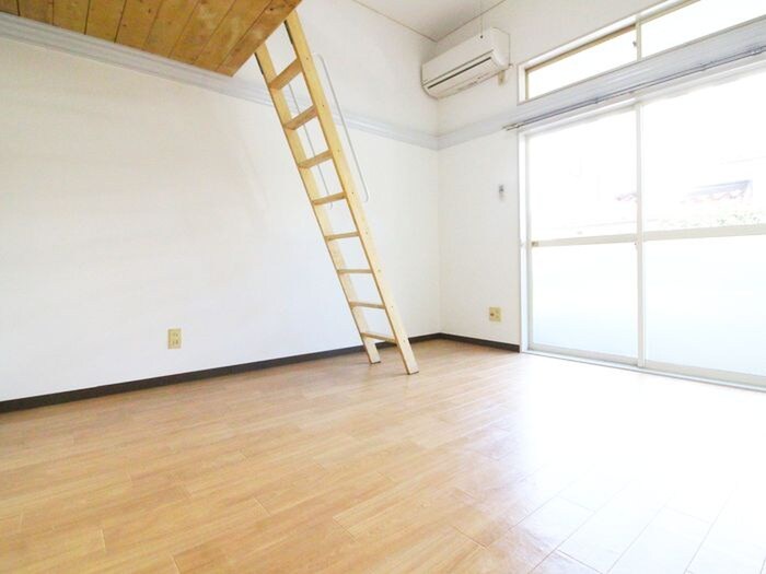 物件内観写真6　(居室)