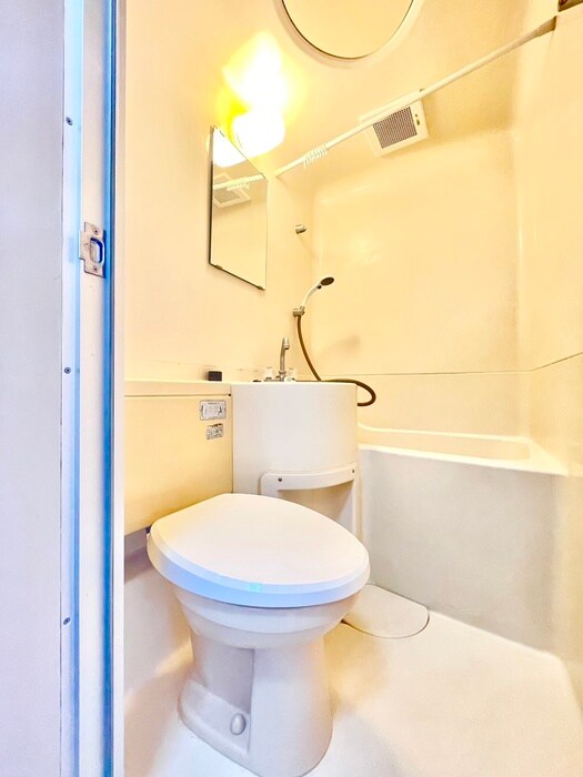 物件内観写真12　(トイレ)