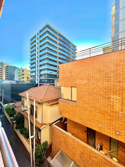 物件内観写真22　(室内からの展望)