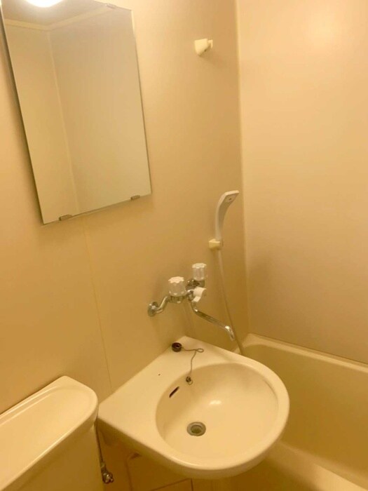 物件内観写真14　(洗面)