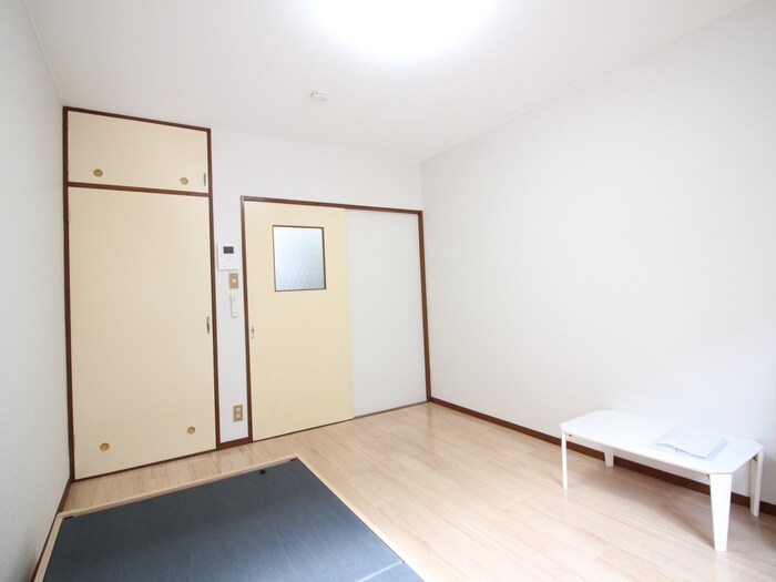 物件内観写真12　(居室)