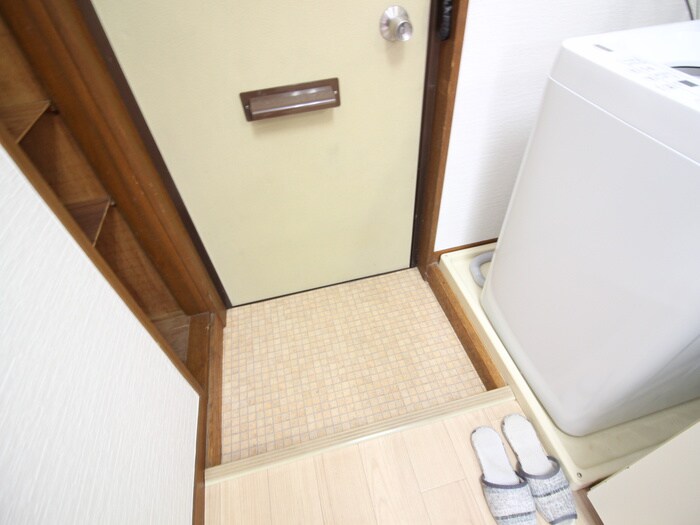 物件内観写真21　(玄関)