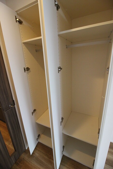 物件内観写真11　(収納)