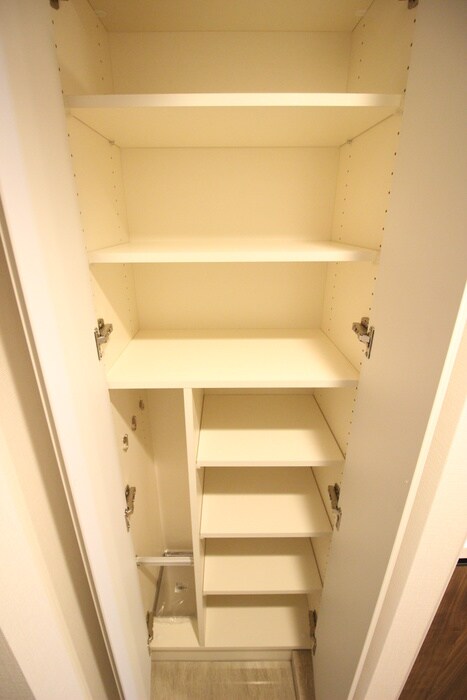 物件内観写真15　(靴箱)