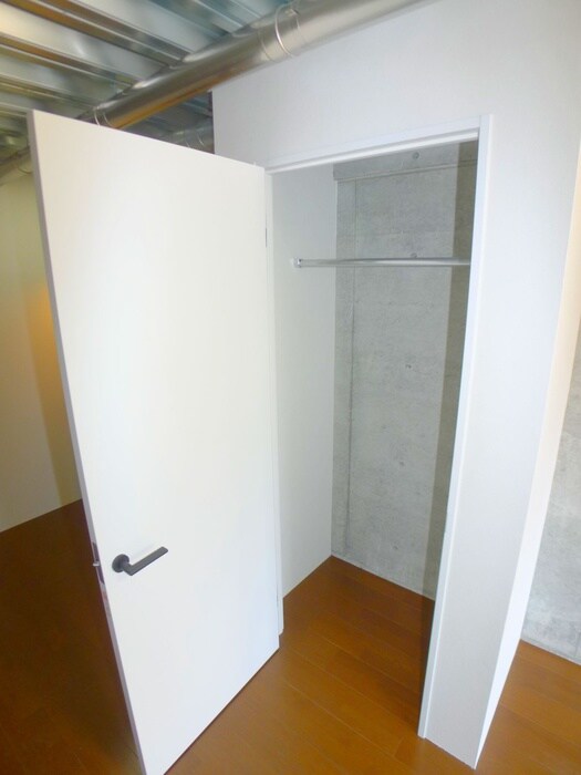 物件内観写真12　(収納)