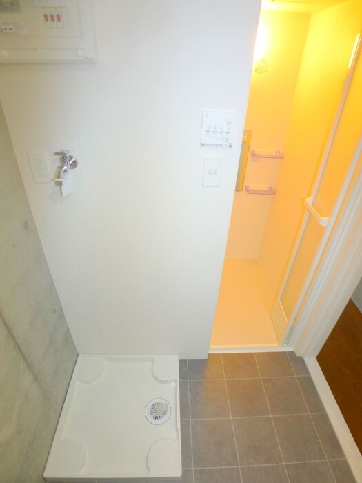 物件内観写真21　(洗濯機置場)