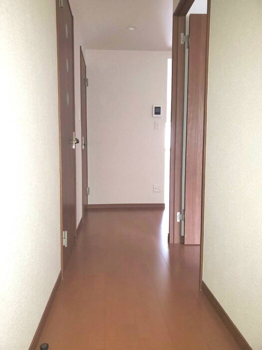 物件内観写真21　(玄関)